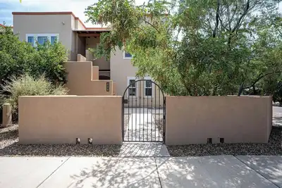 Image de Lovely 3-bedroom townhome with Ac near vibrant Old Town Albuquerque