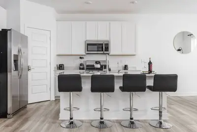 Image de Modern Luxury Retreat Westfield | Near Grand Park