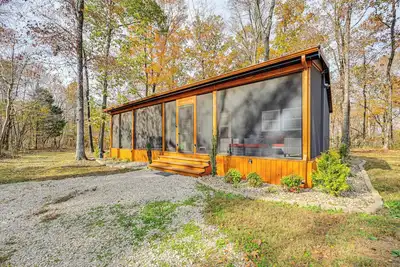 Image de 4 Mi to Mammoth Cave: Hand-Built Cabin on 70 Acres