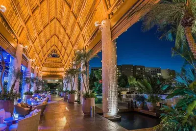 Image de Sun! Golf! Luxury! The Grand Mayan at Vidanta Nuevo Vallarta - 5 Star Experience