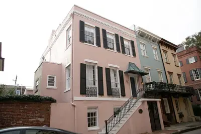 Image de Bosch Huis Rosé • Kiwi • Central • Vip • Parking