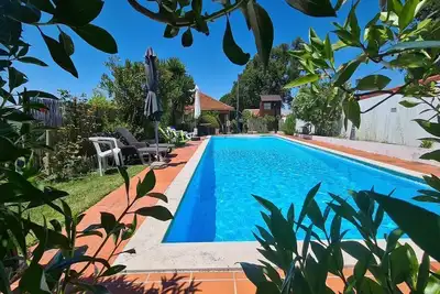 Image de House in a Farm Between Vineyards 2