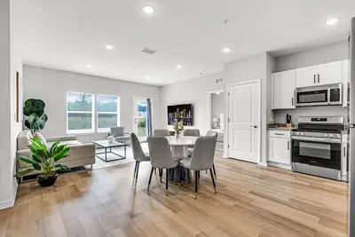 Image de Modern Ocala 3br Home  Smart Tv Fast Wifi