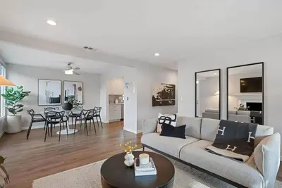 Marbella Lane - 3br Designer Home in Pacifica