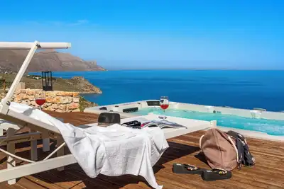 Villa Mori with sea view and pool