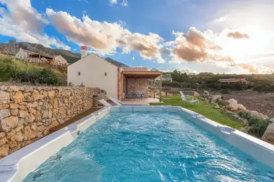 Villa Ancora con vista mare e piscina