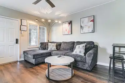 Image de Walkable Haven 1 Mi to Dtwn Phoenix & Chase Field!