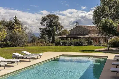 Image de Villa Valmea: A characteristic and welcoming two-story villa surrounded by the greenery, with Free Wi-Fi.