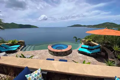Image de Spacious Bvi waterfront luxury 4-bedroom villa on tranquil Little Mountain w/ Ac