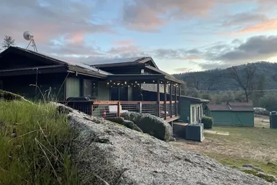 Image de Ranger Roost Lodge with Game Room and Mountain Views