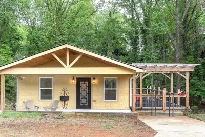 Image de Perfect 3-bedroom cabin with Ac in peaceful Gainesville