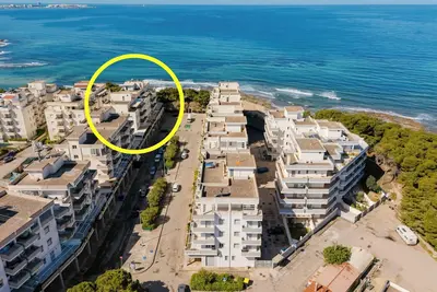 Image de Sunset Oasis by BarbarHouse