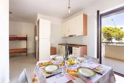 Image de Tommy House by BarbarHouse