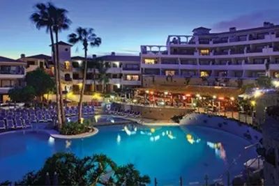 Image de Beau Ocean golf apartment with a bike