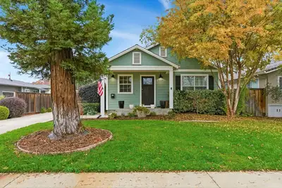 Image de Charming 2br in Tahoe Park by Uc Davis Med Center