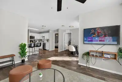 Image de Stay & Play Retreat | Pool, Hot Tub, Gym + Games