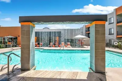 Image de Relaxing 3-Br Oasis • Pool • Hot Tub • Gym • Games