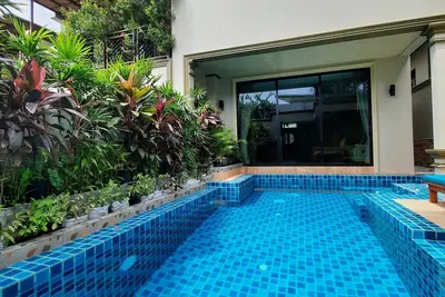 Image de Fabulous in executive estate spacious 4 bedroom Naiharn beach  family friendly