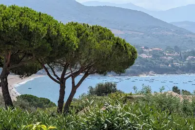 Image de Villa avec piscine, magnifique vue mer / golfe de Sagone, plage à 15 mn à pied