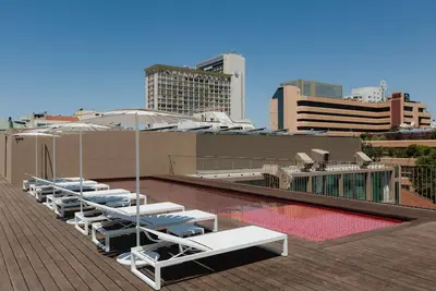 Image de Entertainment Destination l Rooftop Scenery & Pool, Centrally Located