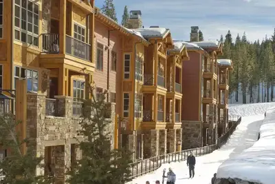 Image de Experience luxury living at Hyatt Northstar Lodge, premier ski-in/ski-out resort