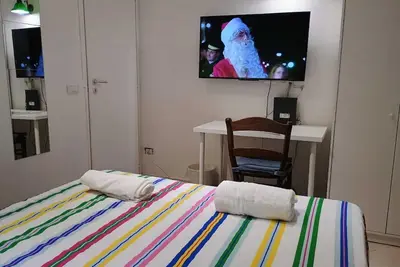 Image de In the heart of the historic center. . . true folklore and Naples of 1, 000 colors. . .