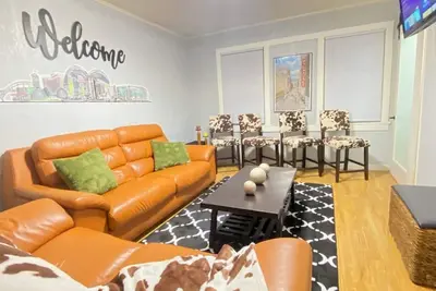 Image de Modern 3-bedroom house in Walkers Point Milwaukee perfect for your getaway.