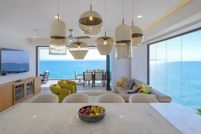 Image de Beachfront Condo with Unforgettable Ocean Views in Bucerías