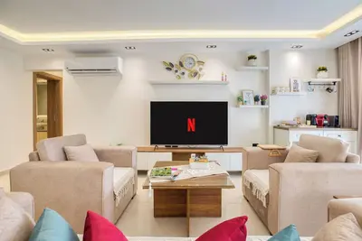 Image de Luxurious 3bd hotel apt in El Sheikh Zayed City- pool and Gym access