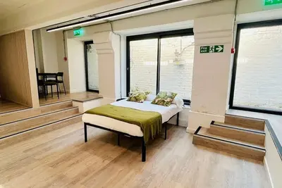 Image de Shoreditch Studio by PrimeCityHosts F10