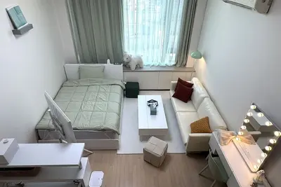 Image de Spacious Loft  2 Queen Beds · Modern Comfort in Seoul