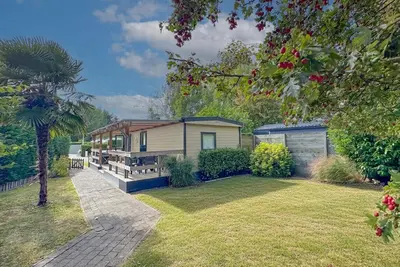 Image de Chalet confortable avec jardin et véranda