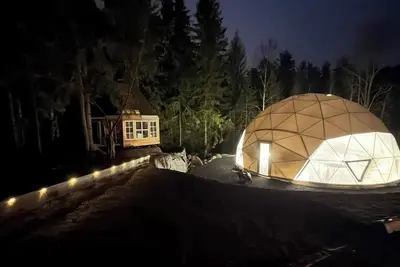 Image de The Forest Dome — Espace événementiel nordique dans la nature