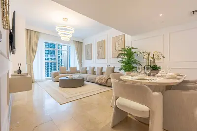 Image de Marina Canal View Apartment, Walking Distance to The Metro and Tram, Near The Beach