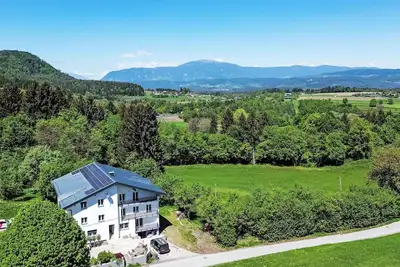 Image de Joli appartement pour 4 personnes avec Wifi, climatisation, Tv et patio