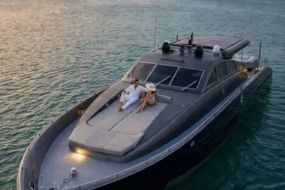 Image de 92ft Yacht, Jacuzzi, Bar & Skyline Views