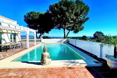 Image de Villa Magos, 11-Bedrooms, sleeps up to 30, celebration or relax