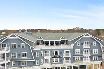 Image de Two-Queen Resort Room | Sleeps 4 | No-Fuss, All Fun