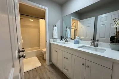 Image de Cozy Stay in Beaumont’s Westend 2br sleeps 6!