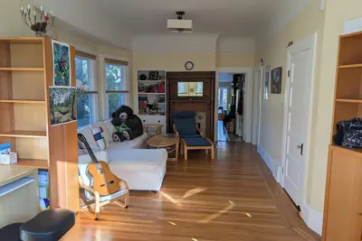 Image de Urban Oasis spacious 2 bedroom plus separate studio