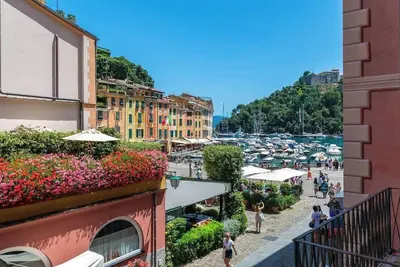 Image de Celeste by PortofinoVip [2br-Ac-Seaview]