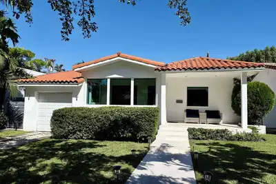 Image de Peaceful 3-bedroom house with Ac in sunny Miami