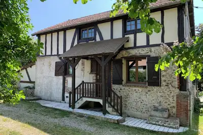 Image de 3★ Family Holiday Home near Giverny with Garden & Parking