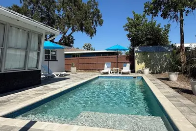 Image de 10 Min to Beach, Private Pool, Spacious Family-Friendly Retreat!