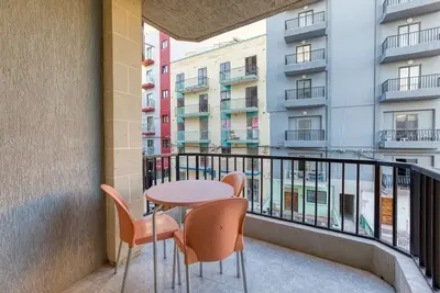 Image de Vibrant Family Apartment for 7 with Balcony Bugibba