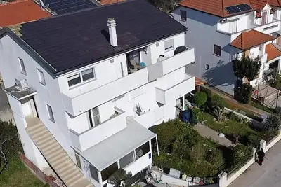 Image de Bel appartement de 2 chambres à Biograd