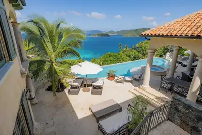 Image de Villa Insatiable - Luxury, Upper Peter Bay, Pool & Hot tub Villa w/ Grand Views