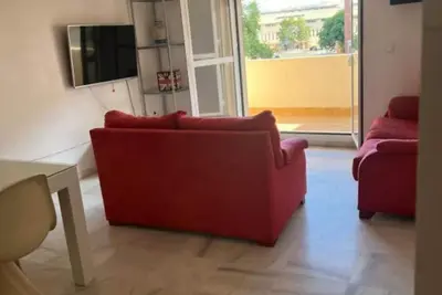 Image de 3 bedroom apartment with garage