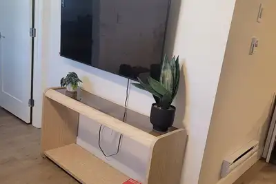 Beautiful new home close to greenery