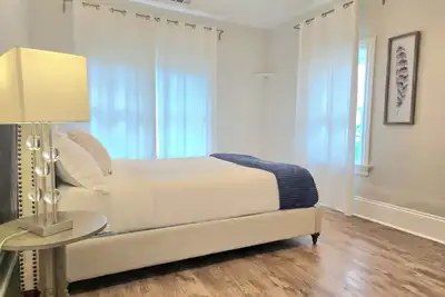 Image de Peaceful 2 Bedroom Flat w/ Parking - Mins to San Francisco  Berkeley  & More
